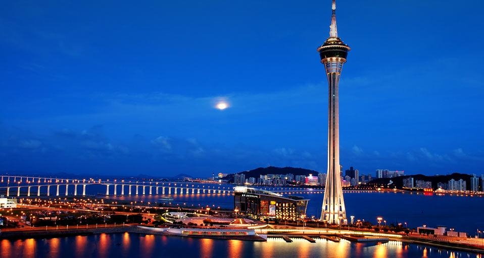 澳门观光塔夜景