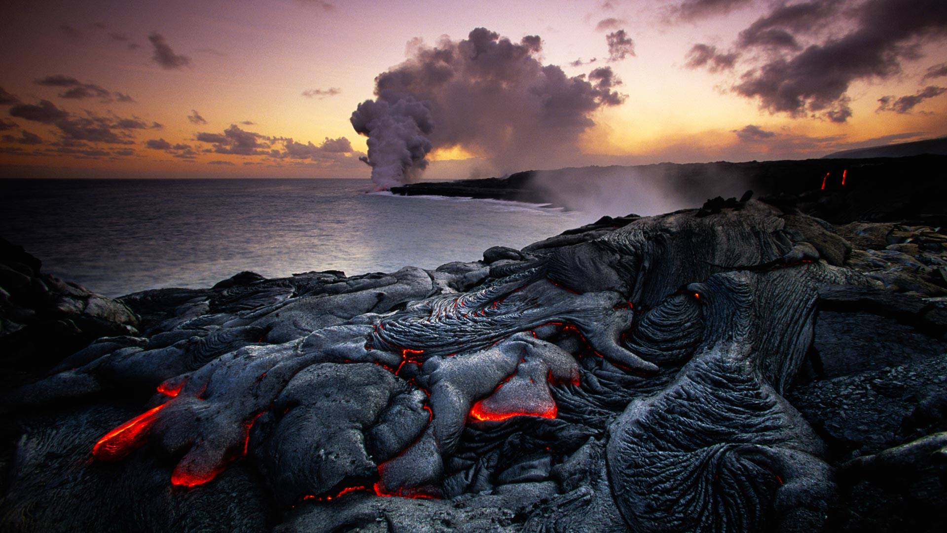 夏威夷火山国家公园，喷发中的基拉韦厄 