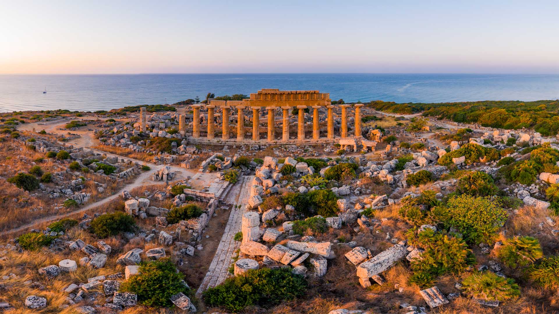 伟大的遗迹塞利努斯的神庙，西西里岛，意大利  
